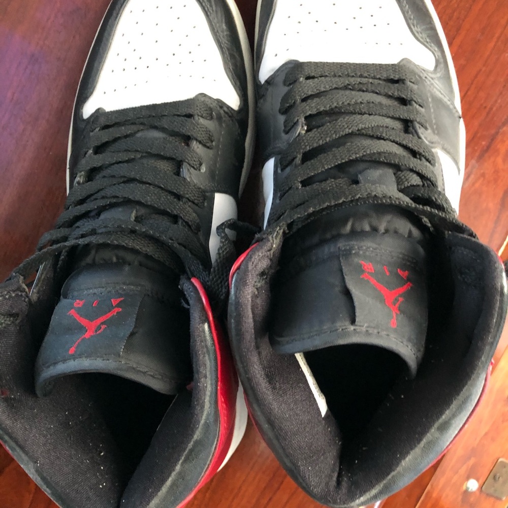 Jordan 1 used size 9